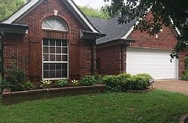 Great Looking One Level 3 Bedroom 2 Bath Home 