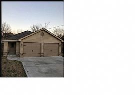 714 S Chickasaw Ave, Claremore, OK 74017