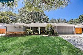 1719 Mary Dr, Pleasant Hill, CA 94523