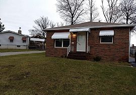 4673 Lawrence Ave, Garfield Heights, OH 44125