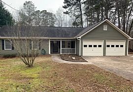 105 Idle Pines Dr, Perry, Ga 31069 For $700/m DepoSIT $700