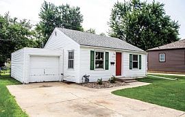 1104 S Van Eps Ave, Sioux Falls, SD 57105