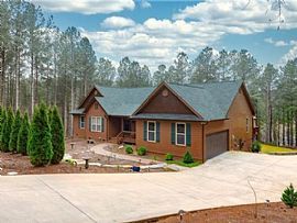 2079 Dockside Pl, Connelly Springs, NC 28612