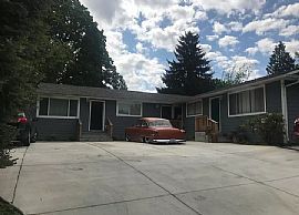 810 Buchanan St, Oregon City, OR 97045