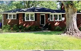 33 Gurley Ave, Greenville, Sc 29605 Rent IS $800 