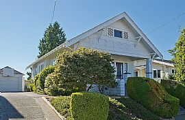 4 Beds 2207 4th Ave N, Seattle, WA 98109
