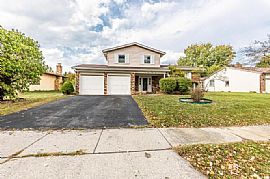 1892 Oaklawn Ct, Grove City, OH 43123