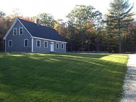 102 Orchard Rd, Cumberland, ME 04021