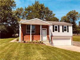 5444 Washburn Rd, Bedford Heights, OH 44146