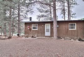 12630 Robins Roost Rd, Hill City, SD 57745