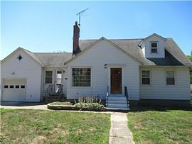 1438 Silver St, Wickliffe, OH 44092