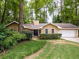 310 Soft Pine Trl, Roswell, Ga 30076 Contact/me 4063445061 