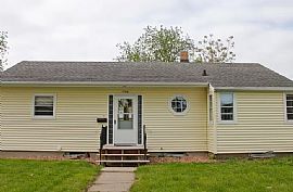 1444 7th St, Brookings, SD 57006