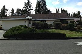 Glamorous House. 2235 171st Ave Ne, Bellevue, WA 98008
