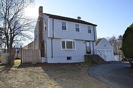 Pristine 3 Bed 1.5 Baths Colonial Conveniently Located, Minutes