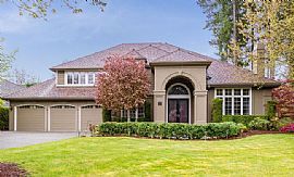 Luxury House For Family. 2625 259th Ct Se, Sammamish, WA 98075