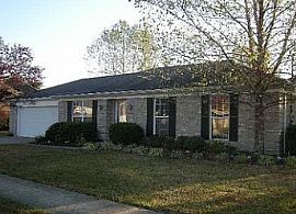 House Available For Rent. 10517 Autumn Creek Pl, Louisville, Ky