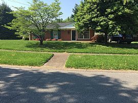 3626 Downing Way, Louisville, KY 40218