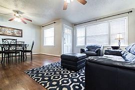 4709 Collinwood Ave Fort Worth, TX 76107
