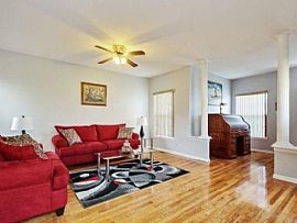 3607 S Indiana Ave #2, Chicago, IL 60653
