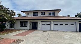 Peaceful House. 366 La Mesa Ave, Encinitas, CA 92024