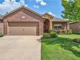 2108 Frosted Willow Ln, Fort Worth