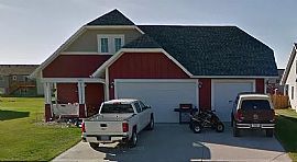 3017 9th St Nw, Minot, ND 58703