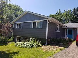 12804 Country View Ln, Burnsville, MN 55337