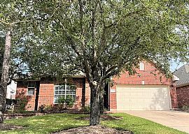 12818 Carriage Glen Dr, Tomball, TX 77377