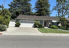 1957 Greenwood Rd, Pleasanton, CA 94566