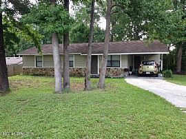 446 Roberts St S, Green Cove Springs, FL 32043