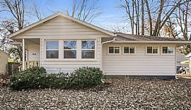 Lovely House For Rent. 1310 Mark Trail Rd, Lyndon, KY 40242