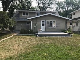 920 College St N, Fargo, Nd 58102 : Great House For Rent