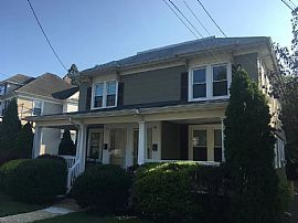 89 Branch Ave, Red Bank, NJ 07701