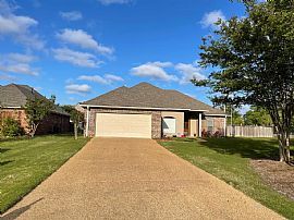 102 Tradition Pkwy, Flowood, MS 39232