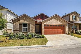143 Alexander, kyle, Tx 78640. Charming 3bedrooms Home