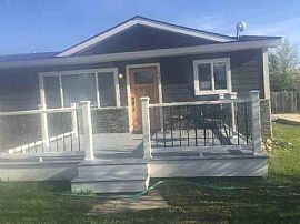 126 E North St, Pinedale, WY 82941