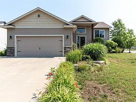 5385 Florence Dr Nw, Rochester, MN 55901