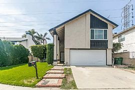 11463 Lev Ave, Mission Hills, CA 91345