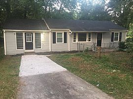 5160 4th St, Morrow, Ga 30260 . For Rent