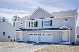 2a Button Dr, Londonderry, NH 03053