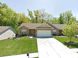 1032 Notting Hill Ct, Collinsville, IL 62234