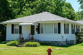 616 College St, Winchester, KY 40391