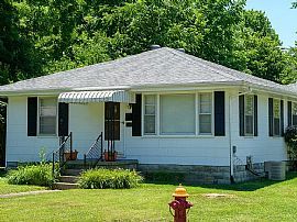 616 College St, Winchester, KY 40391