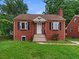 6614 Livingston Rd, Oxon Hill, Md 20745 . Spacious Great House