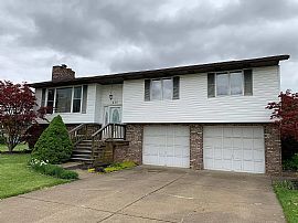 820 Colliers Way, Weirton, WV 26062
