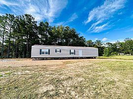1813 Anderson Grove Rd, Caledonia, MS 39740