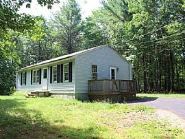 0 Southside Dr, Windham, Me 04062 . House For Rent