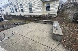 34 Royal St, Allston, Ma 02134 . For Rent