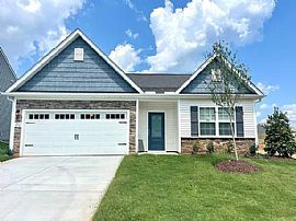 470 Access Dr, Youngsville, NC 27596
